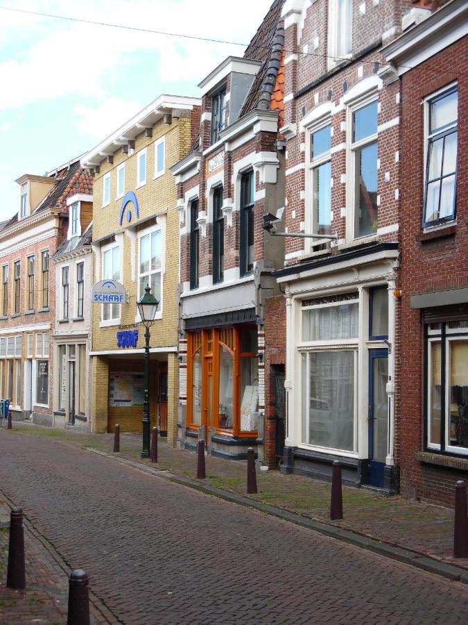 Hus Bed and Breakfast Leeuwarden Eksteriør billede